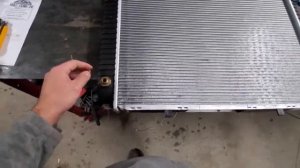 Mercedes W210 E430 Radiator Replacement. Defective New Radiator.