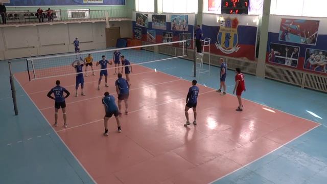 Финал. 2-я игра. Чемпионат города Иваново по волейболу "Динамо" - "Радар-авто" - 3:2 5-я партия 3:2 смотреть онлайн