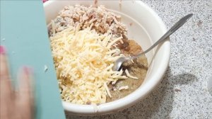 Мой секрет приготовления нежных рыбных котлет из мелкой речной рыбы(карася) с добавлением икры и с