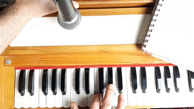 Ahmad Zahir - Ashiqam Ashiq  a roiyat Learning Harmonium No.288 آموزش هارمونیه احمدظاهر عاشقم عاشق