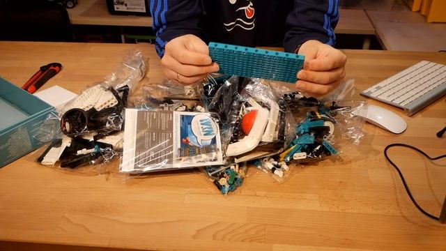 51515 LEGO Mindstorms Robot Inventor РАСПАКОВКА и обзор деталей