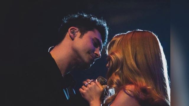 Дан Балан во всем черном сразил сердца фанаток рядом с Кароль на новом кадре: «Ничего себе» смотреть онлайн