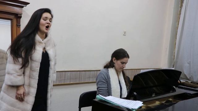 Будни ОПЕРНОЙ ПЕВИЦЫ смотреть онлайн