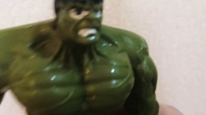 Сравнение и обзор 3 игрушек Халк.  Маленький средний и большой|ThesuperPlat