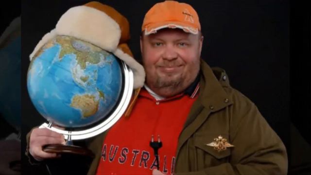 Раньше этот красавец-певец собирал стадионы смотреть онлайн