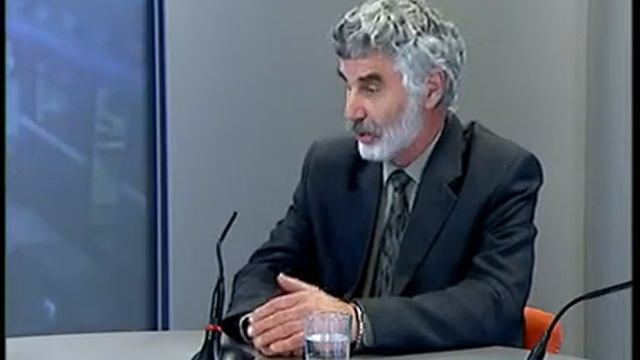 Безопасность пассажиров в метро зависит от полов! смотреть онлайн