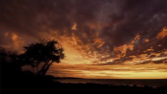 С Пасхой. Красивое поздравление с Пасхой. Музыкальная открытка со Светлым Христовым Воскресеньем. смотреть онлайн