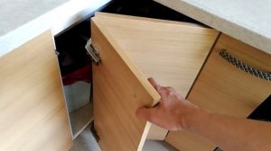 Применение петель для складных дверей BLUM