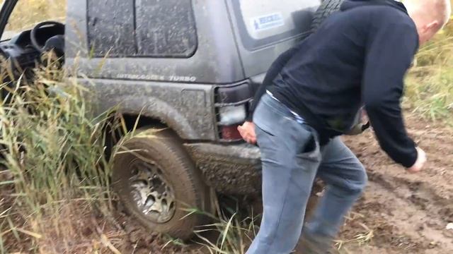 новый уаз хантер уаз патриот лада нива урбан 4 # 4 .резина решает кто едет . смотреть онлайн