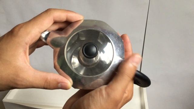 Bialetti Brikka 2 and 4 cups review смотреть онлайн