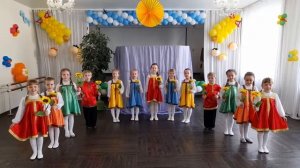 У моей России длинные косички...