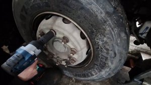 Честный тест гайковерта BOSCH GDS 18v-1050H на перетянутых гайках