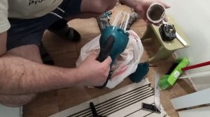 Лучший аккумуляторный пылесос из бюджетных. Makita DLC180 отзыв