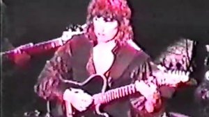 Blackmore's Night - Temple Of The King Live ( Awesome Guitar Solo! )