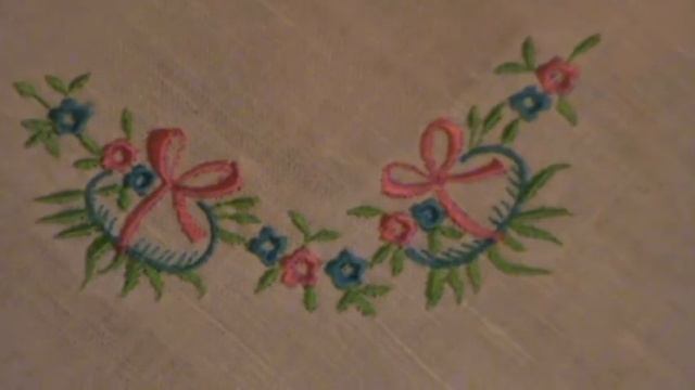 Салфетка вышитая "Пасхальной яйцо".MPG смотреть онлайн