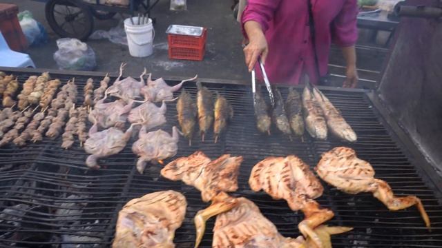 Amazing! massive food market, Cambodian food market and street food tour смотреть онлайн