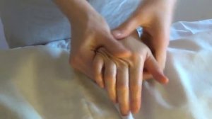 РИЦИНИОЛ. Массаж рук с эмульсией «Рициниол»