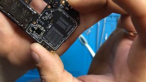 Xiaomi redmi 8a не включается, кирпич.