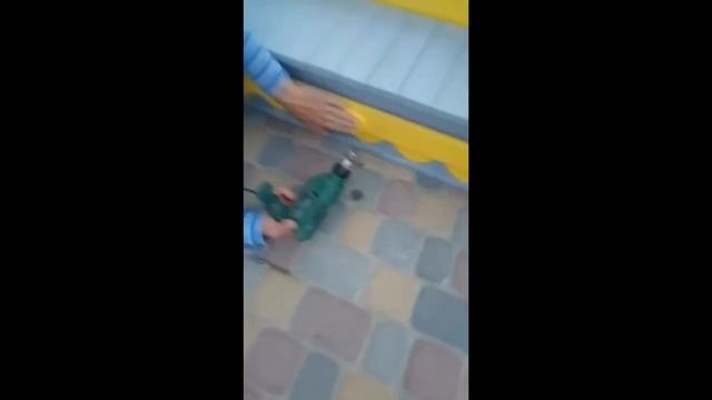 Детская кроватка - бульдозер своими руками, Часть 3
