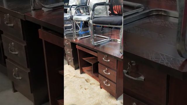 Computer table смотреть онлайн