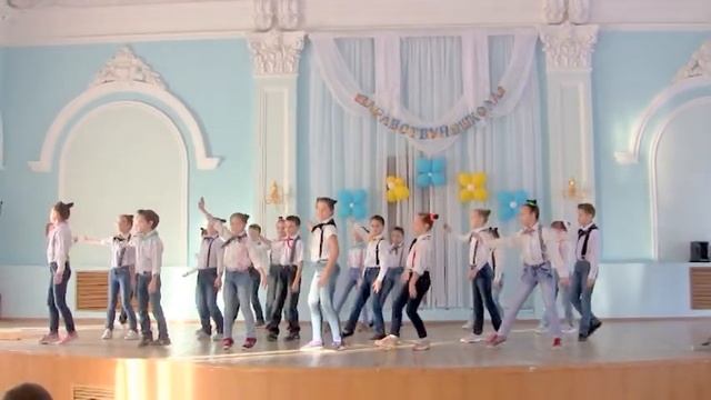 Непохожие флешмоб