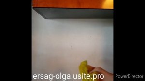 Убираем жирные пятна на стенах