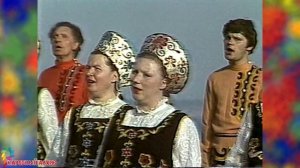Из-под камушка...Исполняет Ульяновский хор дворца культуры профсоюзов.
