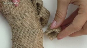 Новогодний Венок из желудей и орехов своими руками. Поделки из природного материала