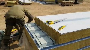 Монтаж сэндвич-панелей.