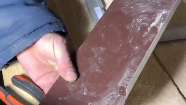 Как правильно запилить отливы на цоколь
