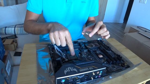 Выбор и сборка компьютера в Испании. Испанский эмигрант смотреть онлайн