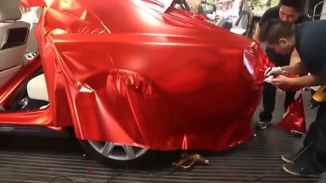 Оклейка автомобиля виниловой пленкой