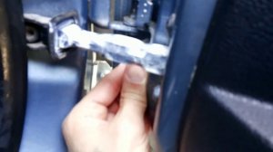 Шкода фабия нью, смазка дверей.