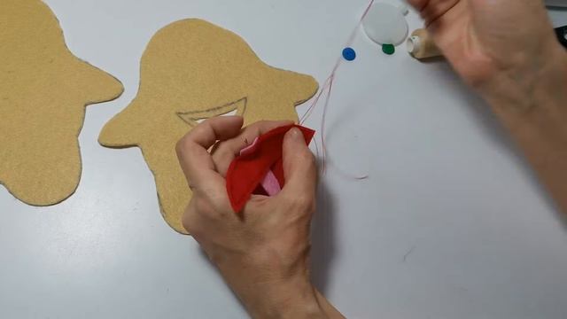 Мастер класс как сшить мягкую игрушку из фетра Нямняшка из мультфильма "Волшебная кухня" + ВЫКРОЙКА смотреть онлайн