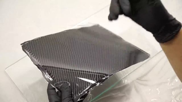 Carbon Fiber iPhone 11 Pro Case with Epoxy Resin [DIY] смотреть онлайн
