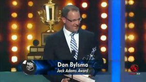 Dan Bylsma Wins the Jack Adams Award at the 2011 NHL Awards