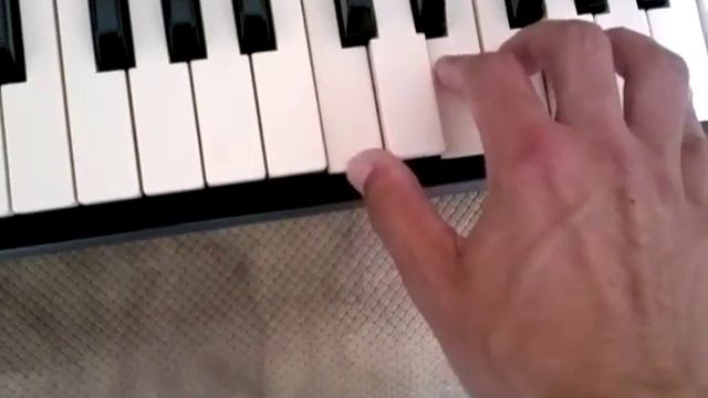 YAMAHA PSR 530 смотреть онлайн