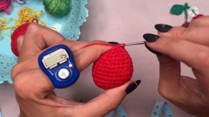 Вязаные ягоды крючком: вишня, клубника и малина. Подробный мастер-класс.