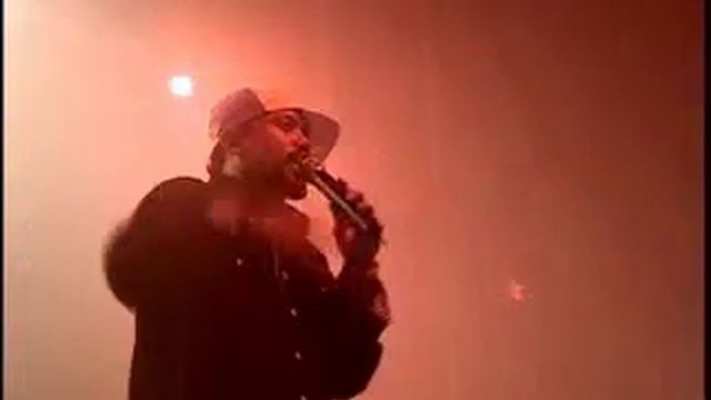 Will.I.Am's Birthday (29) in 2004! смотреть онлайн