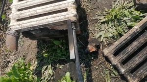 Подогрев воды в бассейне с помощью чугунного радиатора. Исправили ошибки.