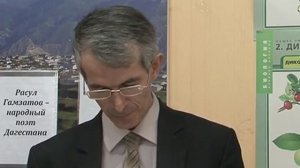 ВСТРЕЧА с НОМИНАНТОМ ПРЕМИИ 'ПОЭТ ГОДА 2014' в СОШ с. ЯРЫКСУ-АУХ в мае 2014т.mp4