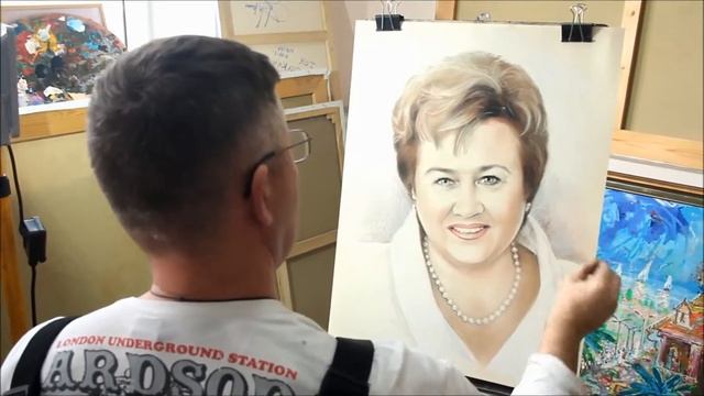 Женский портрет. Пастель. Художник Дмитрий Лукин.