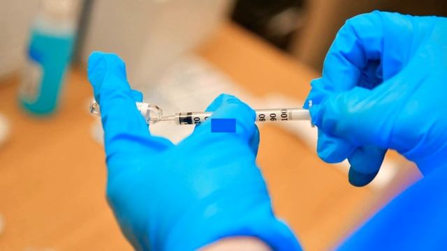 ОБЯЗАТЕЛЬНУЮ!! ВАКЦИНАЦИЮ ТРУДОВЫХ МИГРАНТОВ В РОССИИ смотреть онлайн