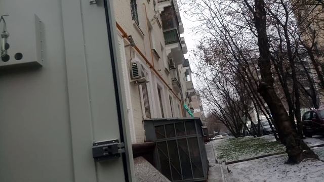 Варварское подключение освещения парка Колесникова к жилому дому. Часть 2. Облагораживание. смотреть онлайн