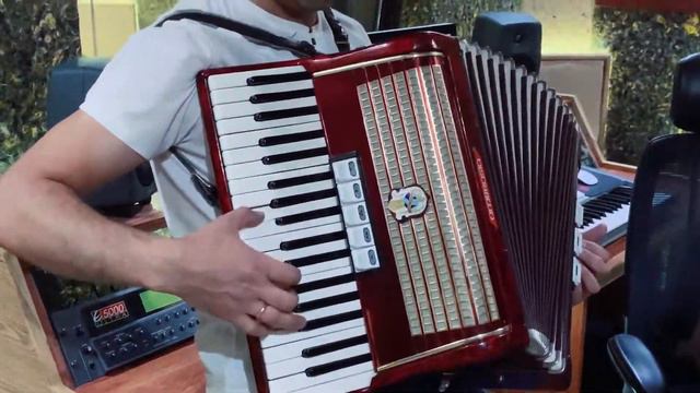 Arsen Andriasyan - Garnanayin par Արսեն Անդրիասյան +37491202861 /COVER VERSION / Garik Afrikyan смотреть онлайн