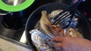 Куриные окорочка на сковороде! Легко, просто, вкусно!