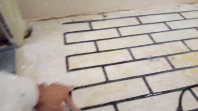 Трафарет для имитации кирпичной кладки.