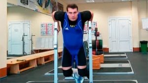 Отжимания от брусьев: техника выполнения