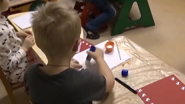 Воспитанники ЦДТ "Импульс" сделали подарки к новому году своими руками. смотреть онлайн