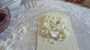 Быстрая выпечка! Слойки с творогом и вареньем! Рецепт!